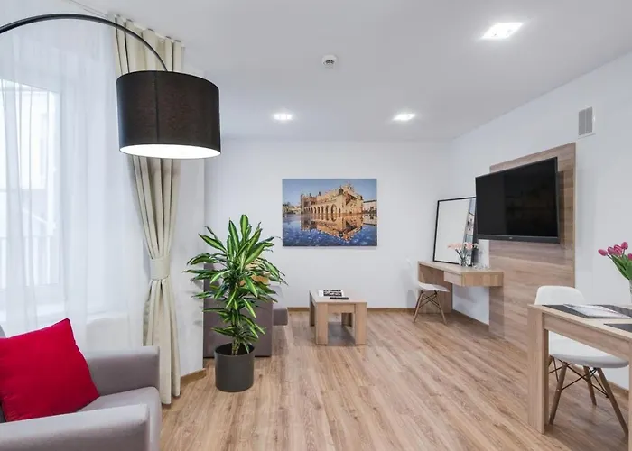 Old Town Apartments - B12